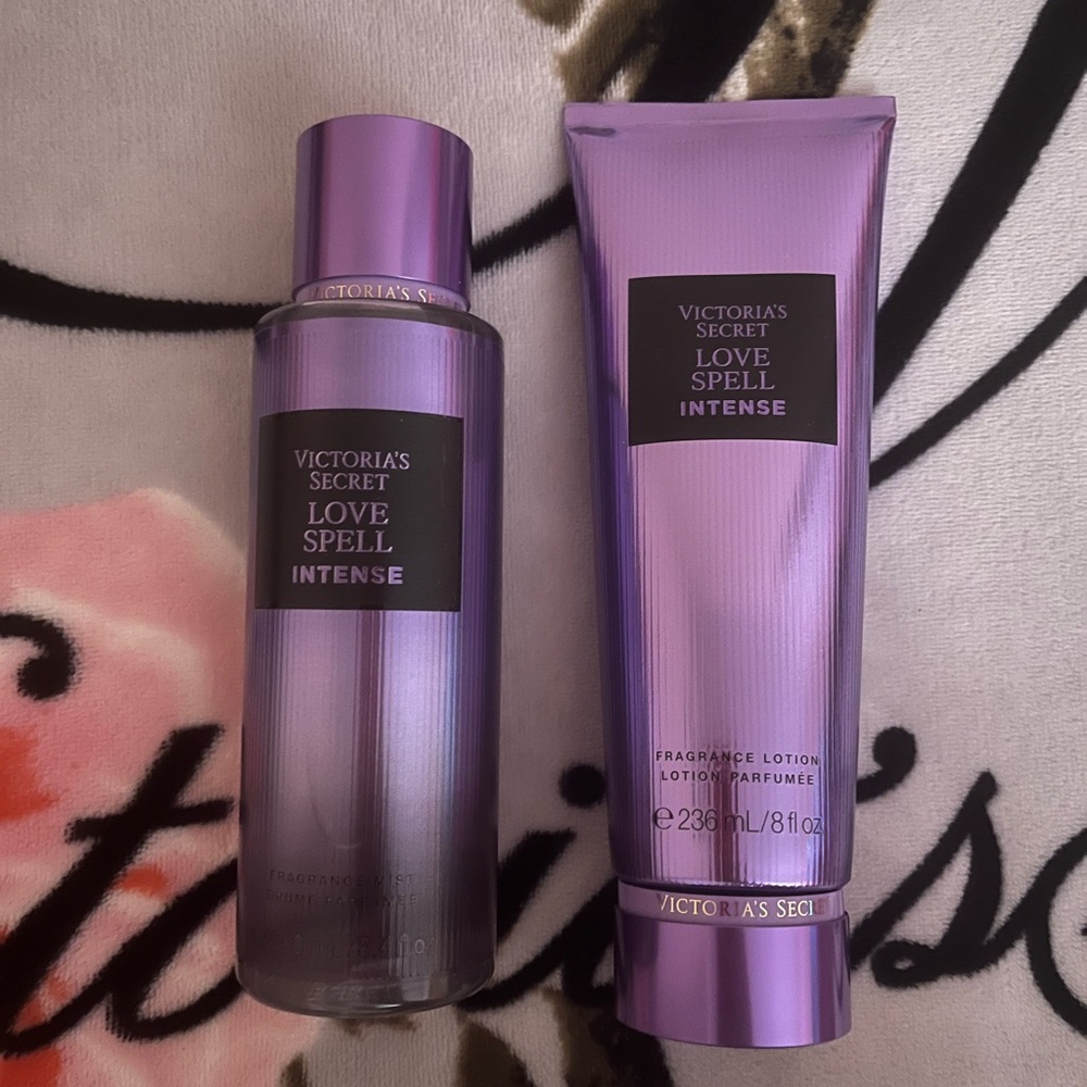 ❄️Victoria's Secret Love Spell Intense Fragrance Mist and Lotion Set - Picture 2 of 3